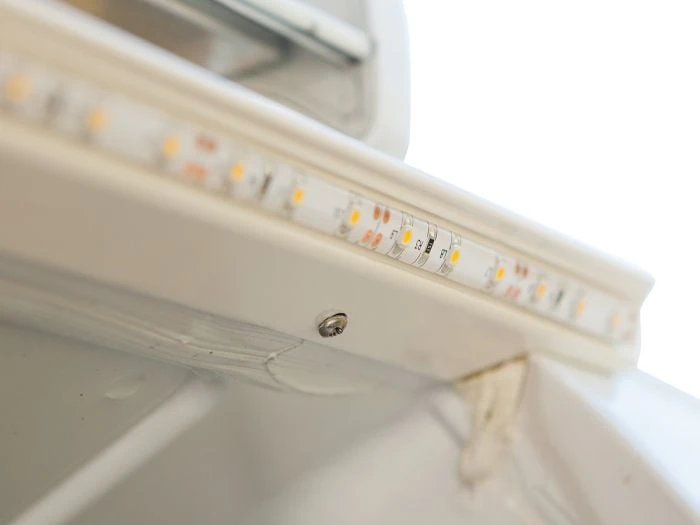 Dometic Raintec RT100 Gouttière Lumineuse - White – Image 3